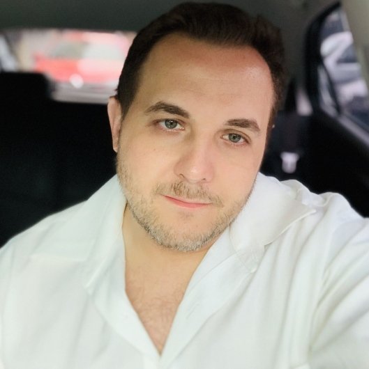 Dr. Elton Christian Martineli