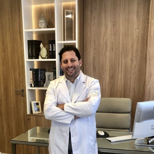 Dr. Eli Moussa Chalouhi