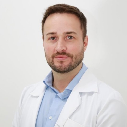 Dr. Conrado Guimaraes Cruz