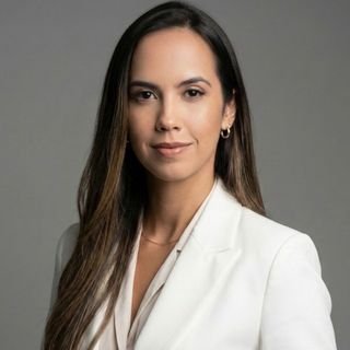 Dra. Priscilla Silva Lima Simões