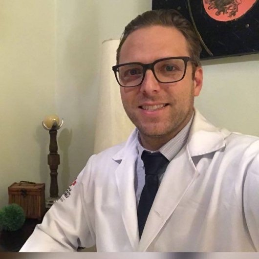 Dr. Fernando Kupper