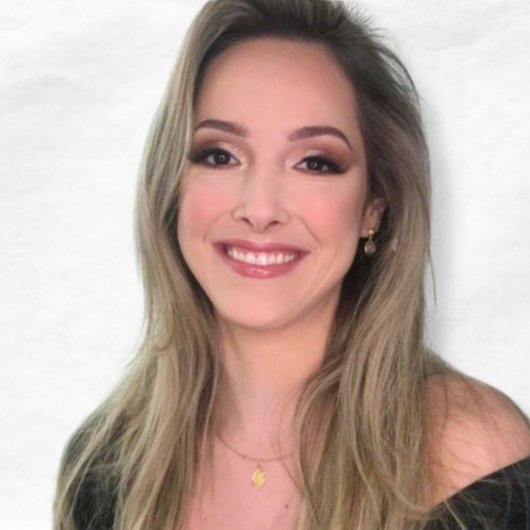 Dra. Camila Barbi