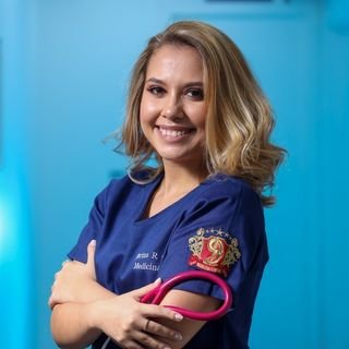 Dra. Marina Ribeiro Gil