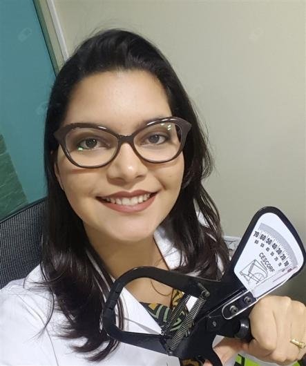 Dra. Juliana Santana