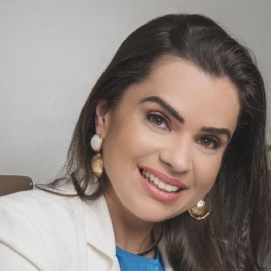 Dra. Karlla Ricatto