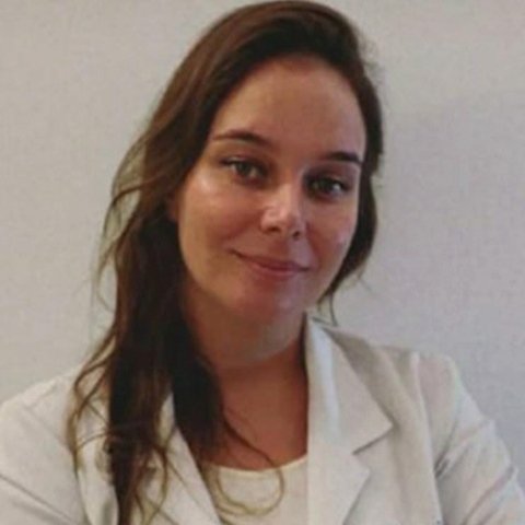Dra. Paula De Oliveira Pinto