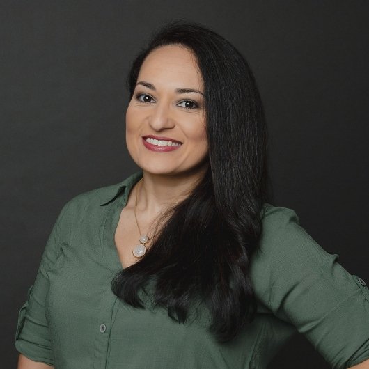 Dra. Kelly Danielle Silva Vieira