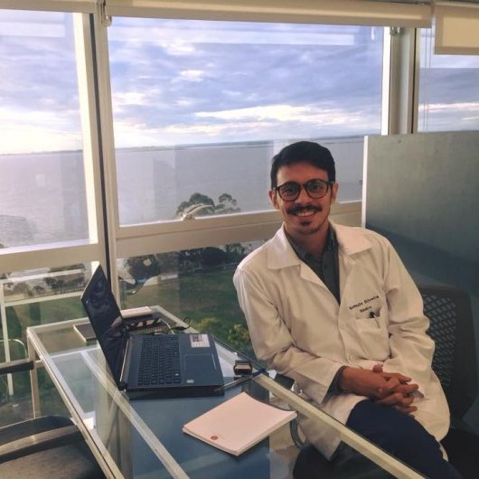 Dr. Romulo Silveira