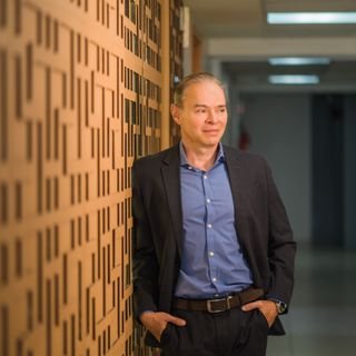 Dr. Pedro Sampaio