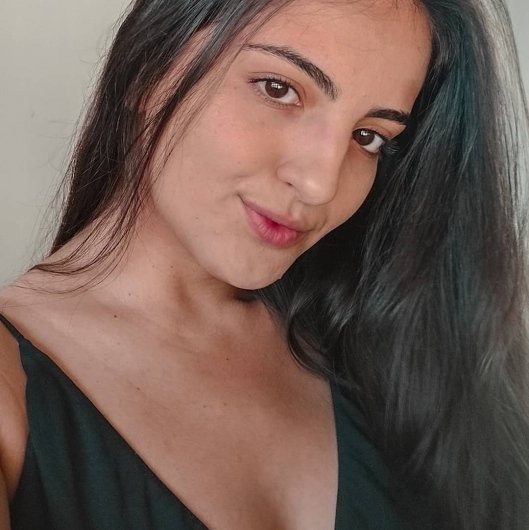 Caroline Proença