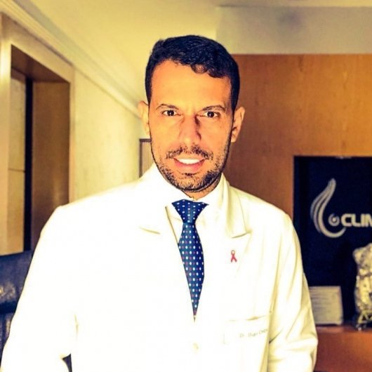 Dr. Hugo Cedro Souza