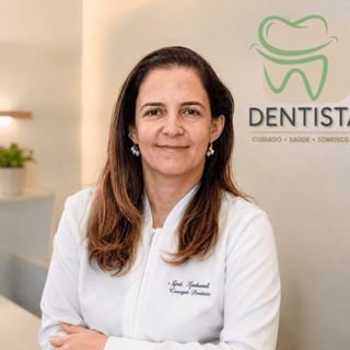 Dra. Raquel Perico de Almeida Javarini