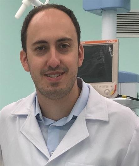 Dr. Marlon Moda