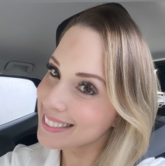 Dra. Taciane Roberta Cardoso