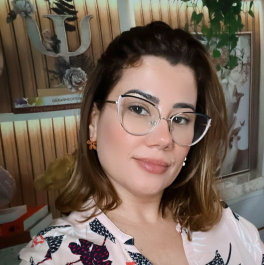 Dra. Elaine Theodoro
