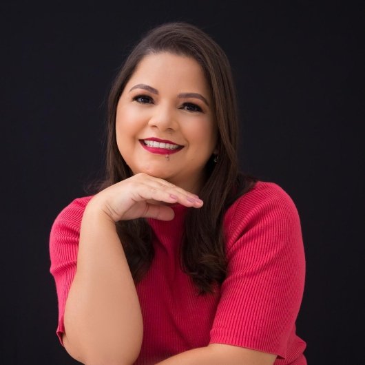 Ana Paula Crobelo Massote Neves