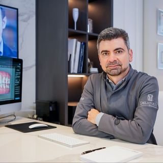 Dr. Laydir de la Torre