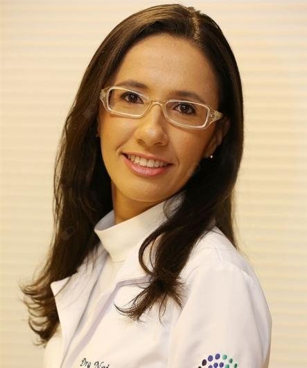 Dra. Naiara Viudes Garcia Martins