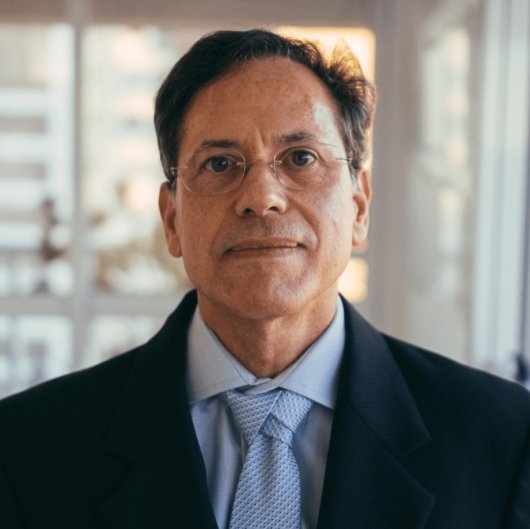 Dr. Alexandre Martha