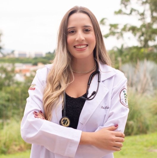 Dra. Lais da Silva Leite