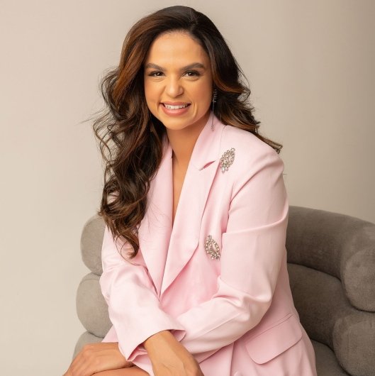 Dra. Leticia Machado dos Reis