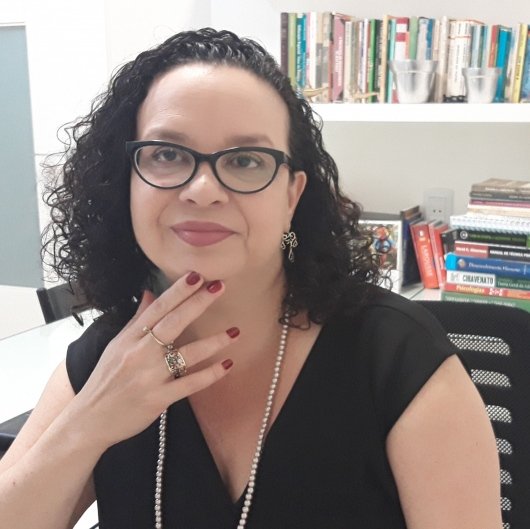 Dra. Cristiane Palma