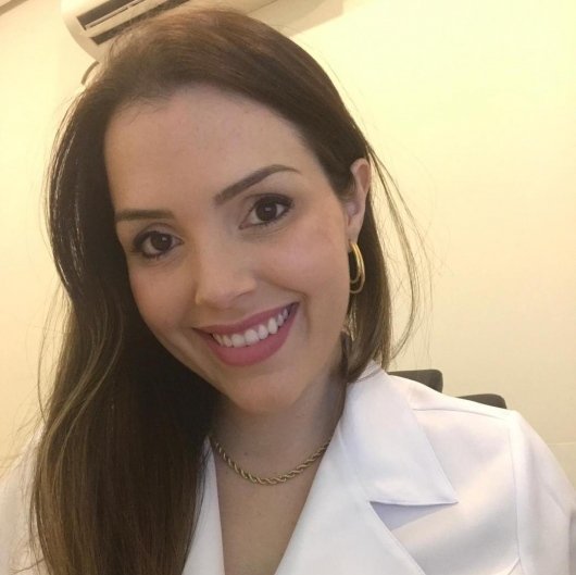 Dra. Adriana Santos Soares