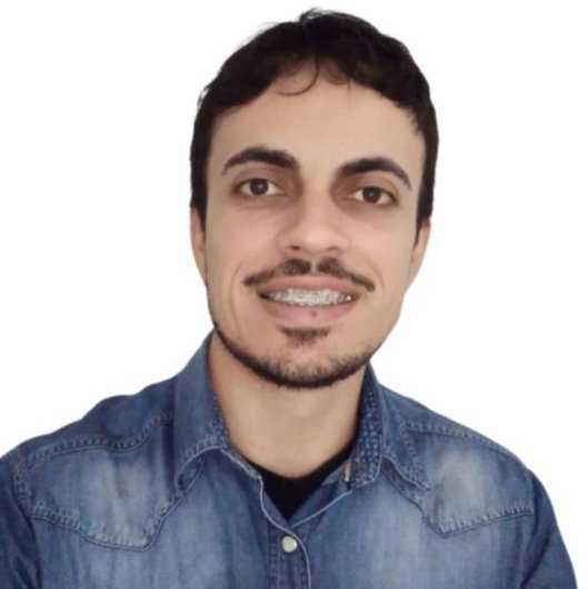 Dr. Alexandre Oliveira Silva