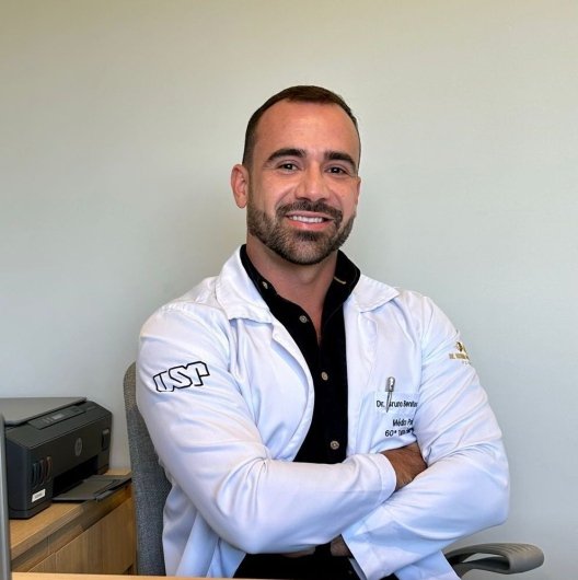 Dr. Bruno Benites de Castro