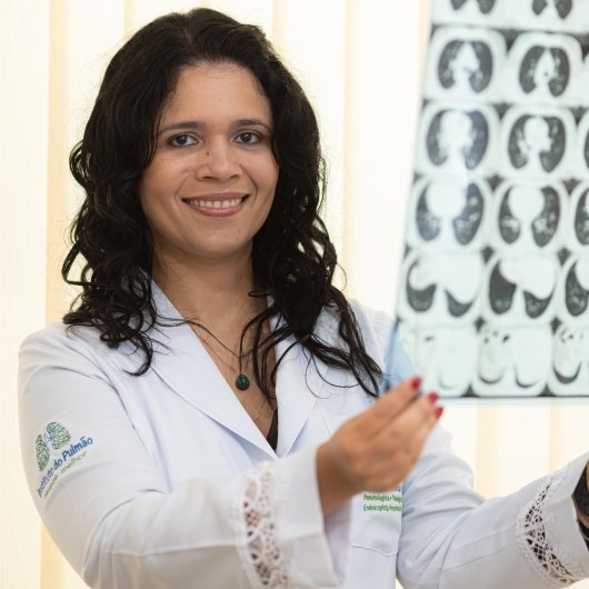 Dra. Laura Fonseca Queiroz