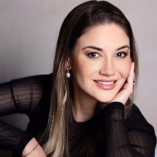 Dra. Priscilla Esteves Passos