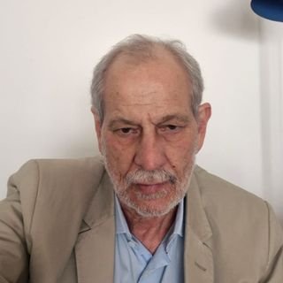 Dr. Ricardo Peret