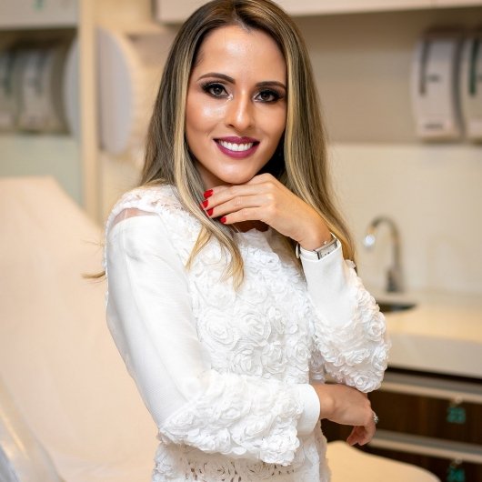 Dra. Mariana Teles