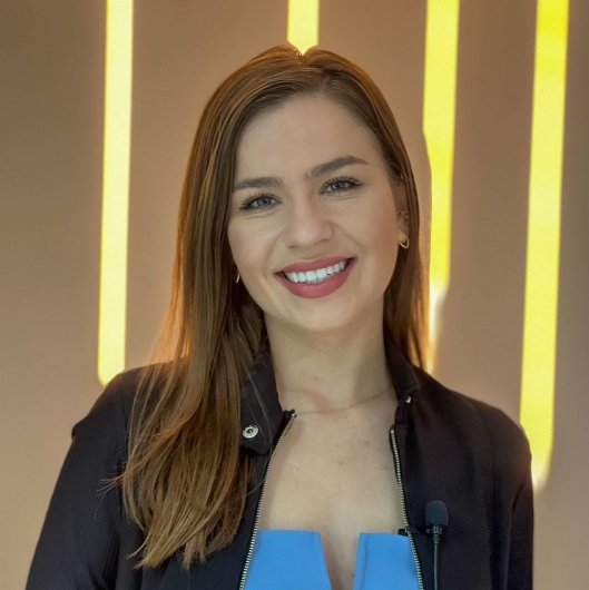 Dra. Amanda Seibel