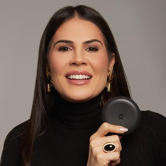 Dra. Layla Chaves Simões