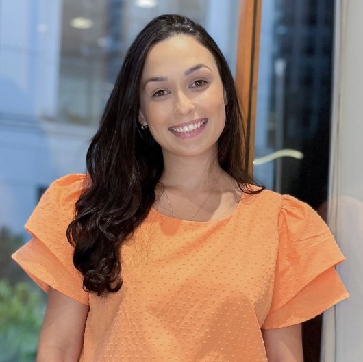 Dra. Larissa Rodrigues
