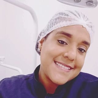 Dra. Camille de Oliveira Souza