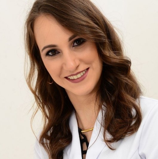 Dra. Mariana Ribeiro Grossi