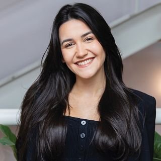 Dra. Yasmin Ammon Bittencourt