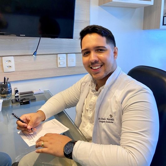 Dr. Robert Italo Morais de Lima