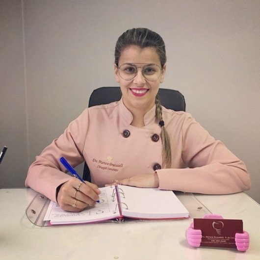 Dra. Mariane Bruzadelli Paulino da Costa