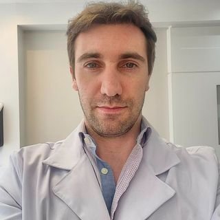 Dr. Marcio Pessato Farenzena