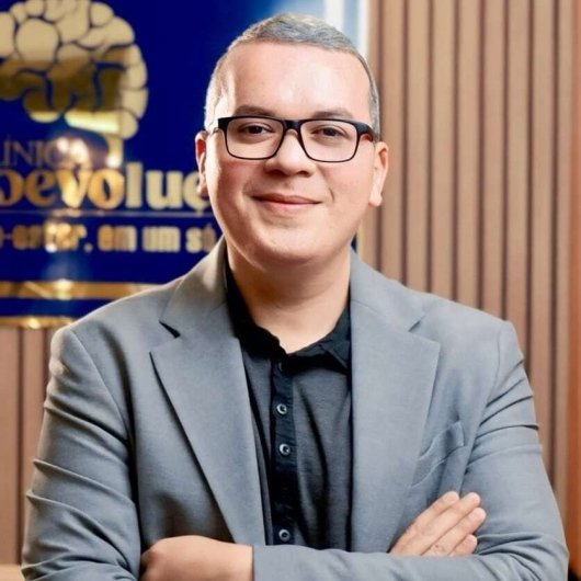 Dr. Leonardo Dias