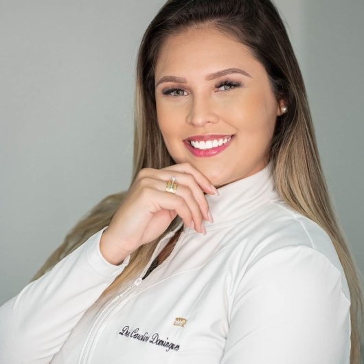 Dra. Caroline Domingues