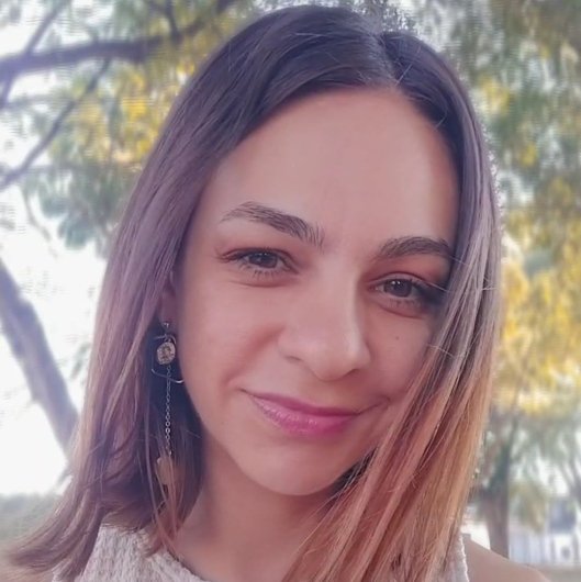 Dra. Alexia Sgoll