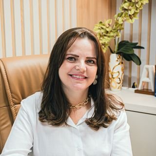 Dra. Viviane Vieira