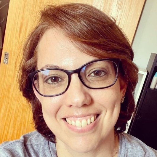 Dra. Glaucia de Oliveira Moreira