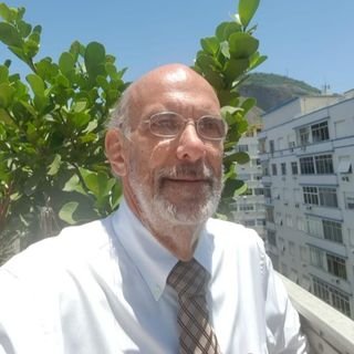 Dr. Luiz Claudio Maluhy Fernandes