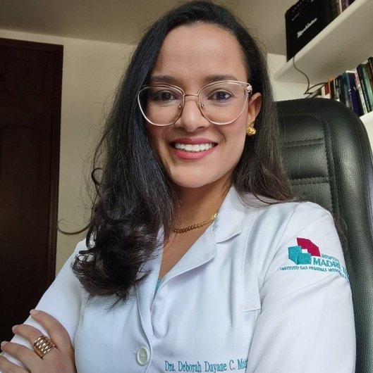 Dra. Deborah Martins