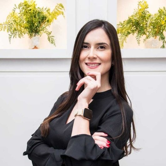 Dra. Letícia Abreu